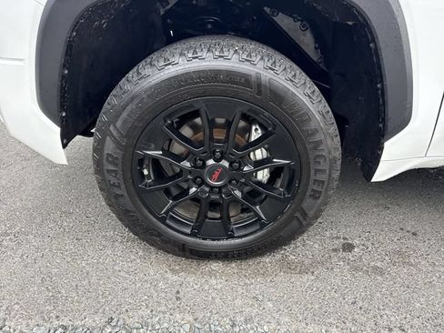Used 2023 Toyota Tundra SR5 AWD/4WD image 10