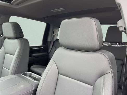 New 2026 GMC Sierra 2500 SLT w/ SLT Premium Package image 24