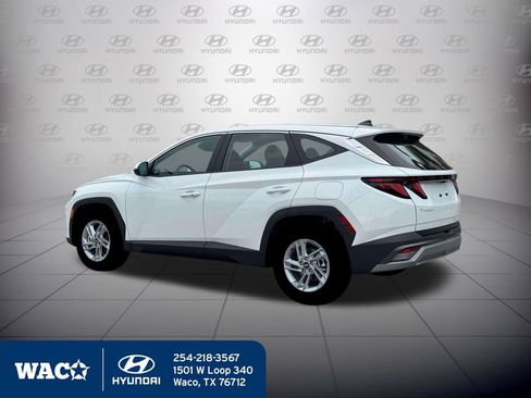 New 2026 Hyundai Tucson SE image 4