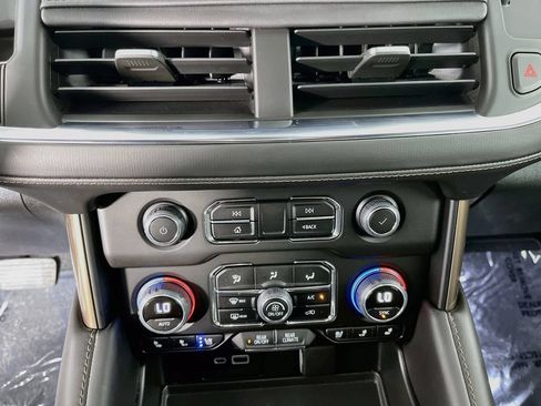 Used 2023 Chevrolet Tahoe High Country AWD/4WD image 22