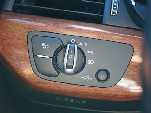 Used 2022 Audi A5 2.0T Premium image 38