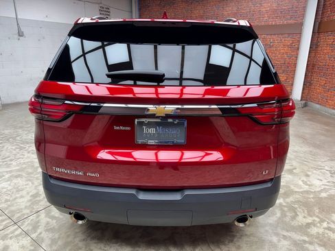 Used 2023 Chevrolet Traverse LT AWD/4WD image 4