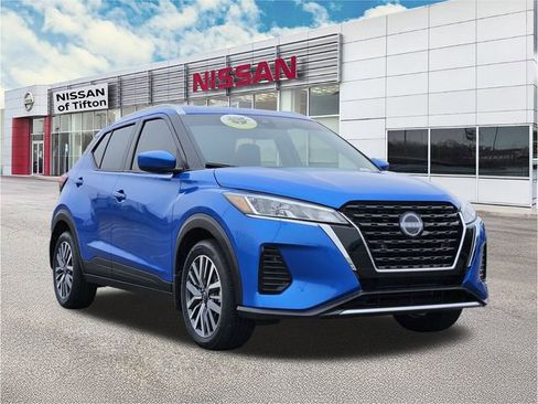 Certified 2024 Nissan Kicks SV image 1