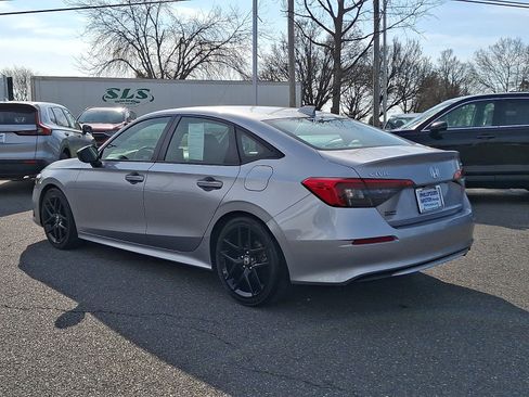 Used 2024 Honda Civic Sport image 4