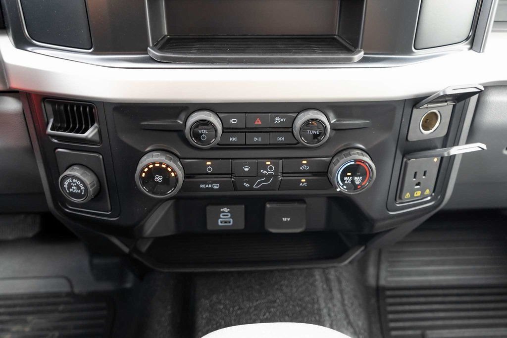 New 2025 Ford F250 XL w/ 360-Degree Camera Package RWD image 20