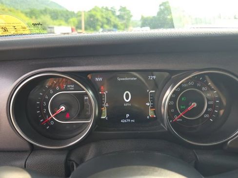 Used 2021 Jeep Gladiator Mojave AWD/4WD image 20