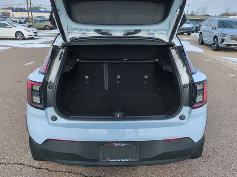 New 2025 Volvo EX30 Plus w/ Climate Package image 27