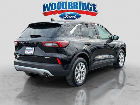 Used 2023 Ford Escape Active image 4