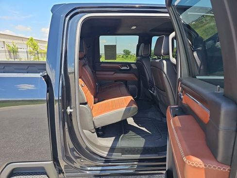 Used 2024 GMC Sierra 2500 Denali Ultimate image 27