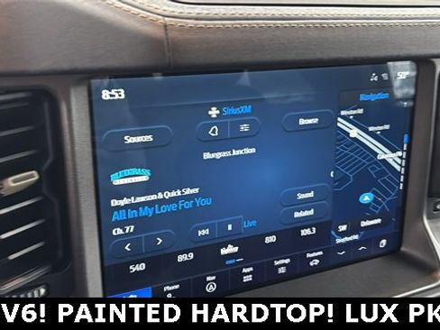 New 2025 Ford Bronco Badlands image 14