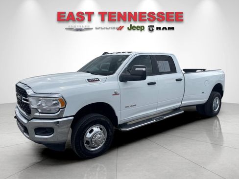 Used 2024 RAM 3500 Big Horn AWD/4WD image 7