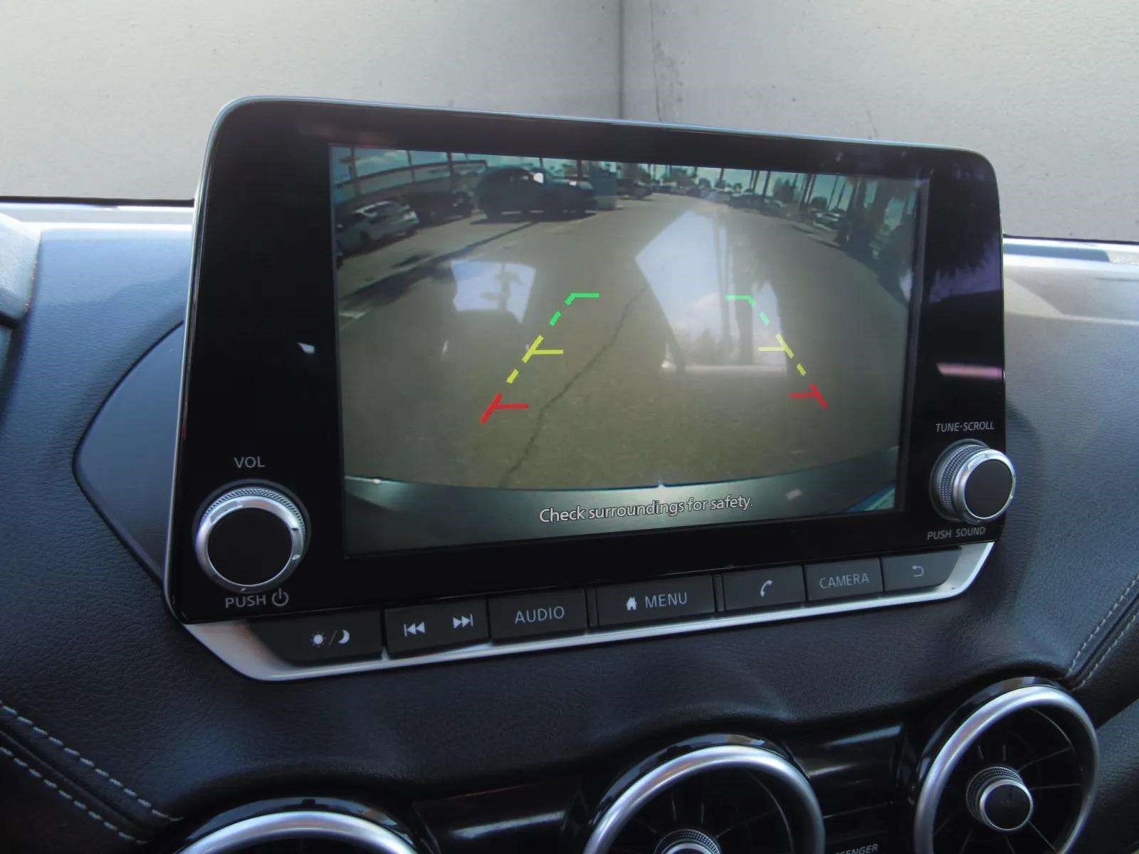 Used 2024 Nissan Sentra SV FWD image 18