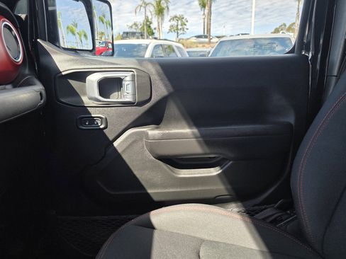 Certified 2022 Jeep Gladiator Rubicon image 16