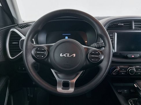 Used 2024 Kia Soul LX w/ Option Group 015 image 18