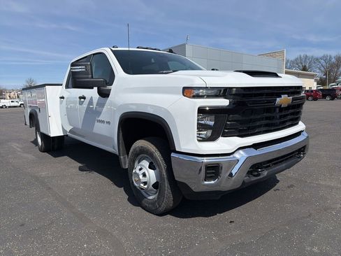 New 2026 Chevrolet Silverado 3500 W/T w/ WT Convenience Package image 2