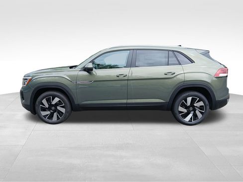 New 2026 Volkswagen Atlas Cross Sport SE image 2