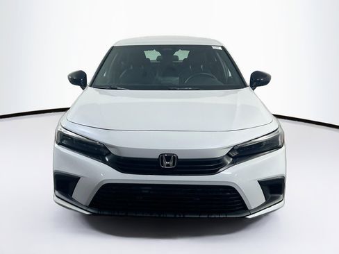Used 2022 Honda Civic Sport image 2