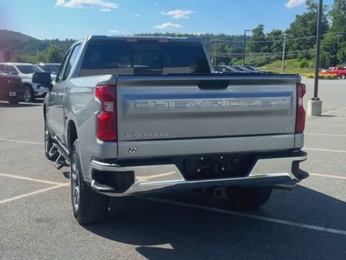 Used 2024 Chevrolet Silverado 1500 LT w/ Leather Package RWD image 7