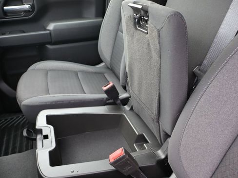 Used 2024 Chevrolet Silverado 2500 Custom w/ Custom Value Package image 27