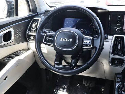 Used 2023 Kia Sorento SX FWD image 26