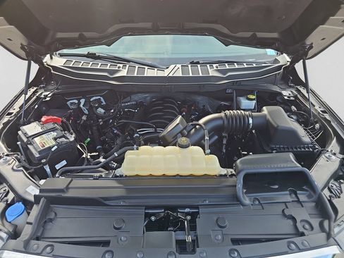 Used 2023 Ford F150 XLT AWD/4WD image 28
