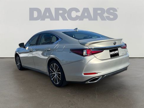 Certified 2023 Lexus ES 350 w/ Premium Package image 4