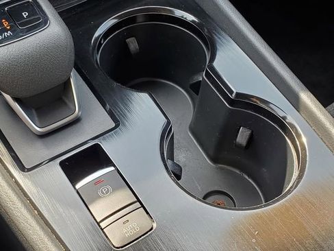 Certified 2023 Nissan Rogue SV FWD image 23