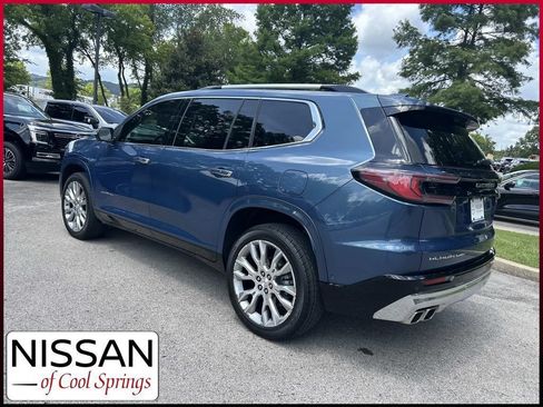 Used 2025 GMC Acadia Denali w/ Super Cruise Package AWD/4WD image 5