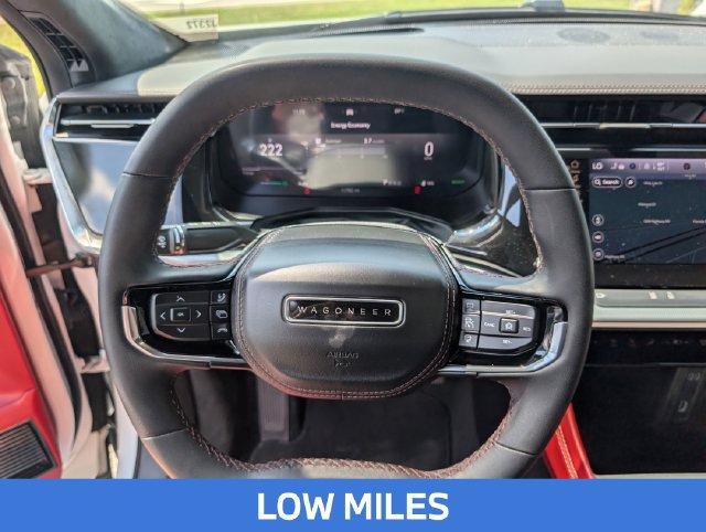 Used 2025 Jeep Wagoneer S Launch Edition AWD/4WD image 14