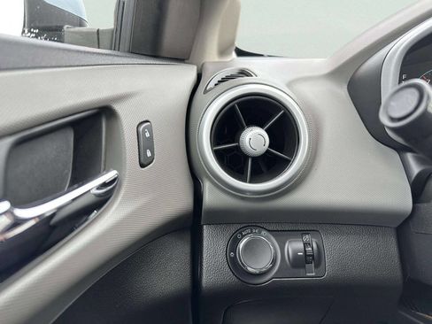 Used 2018 Chevrolet Sonic LT w/ Convenience Package image 27