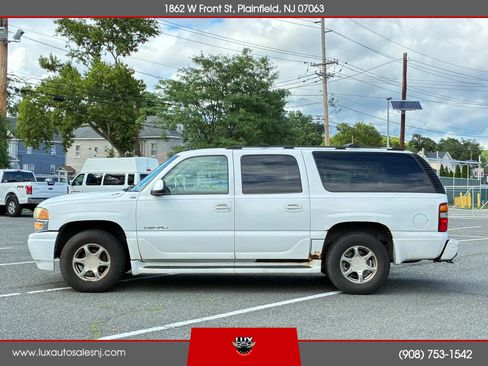 Used 2002 GMC Yukon XL Denali AWD/4WD image 9