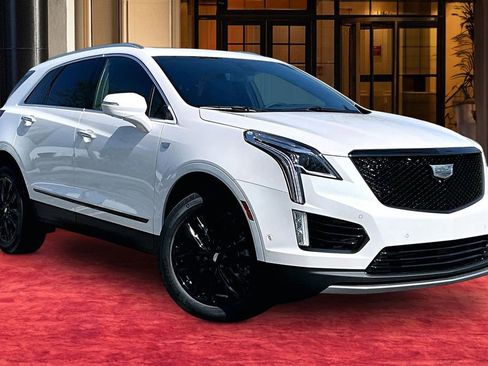 New 2026 Cadillac XT5 Premium Luxury w/ LPO, ONYX Package FWD image 2