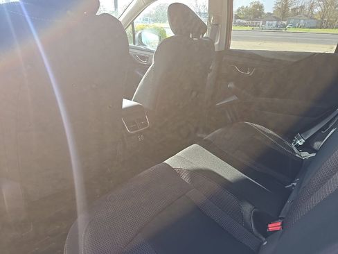 Used 2025 Subaru Outback Premium image 20