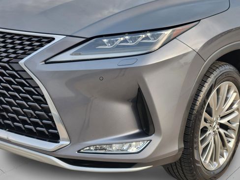 Used 2020 Lexus RX 450hL Luxury w/ Accessory Package image 8