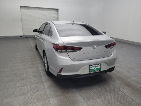 Used 2018 Hyundai Sonata SE FWD image 5