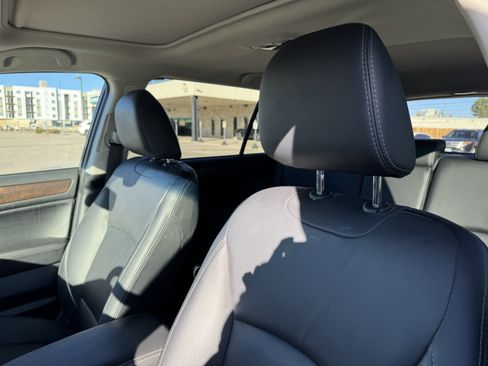 Used 2017 Subaru Outback 2.5i Limited image 14