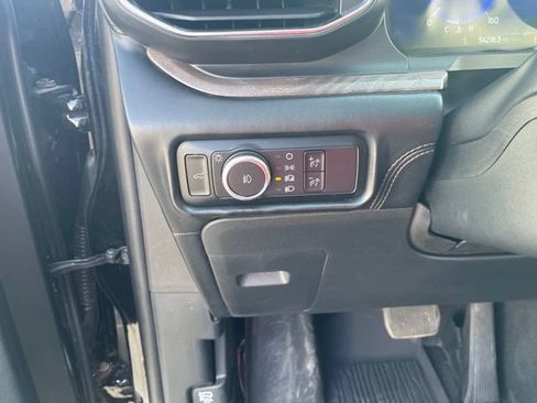 Used 2023 Ford Explorer Platinum w/ Technology Package AWD/4WD image 11