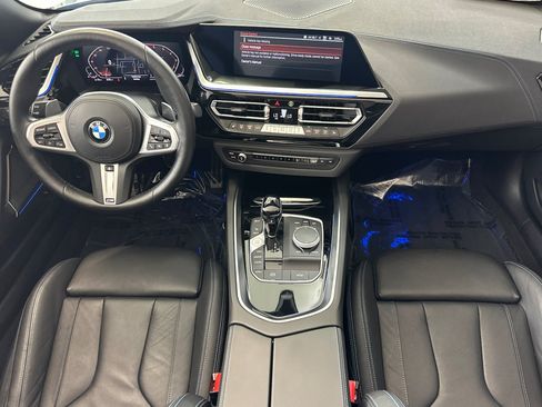 Used 2024 BMW Z4 sDrive30i w/ Shadowloine Package RWD image 15
