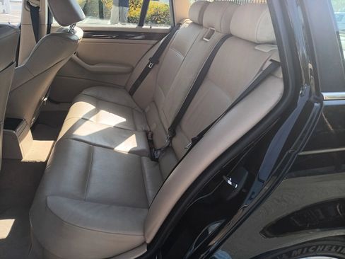 Used 2004 BMW 325i Wagon RWD image 12
