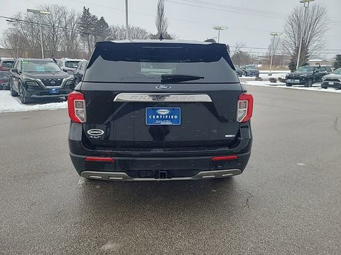 Used 2020 Ford Explorer XLT w/ Equipment Group 202A image 5