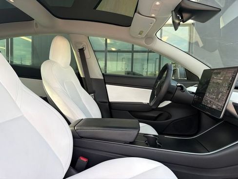 Used 2020 Tesla Model 3 Long Range AWD/4WD image 11