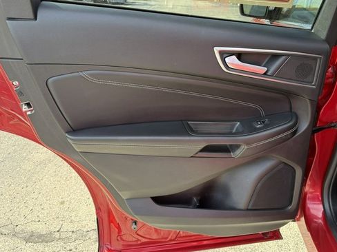 Used 2021 Ford Edge Titanium w/ Equipment Group 301A image 13