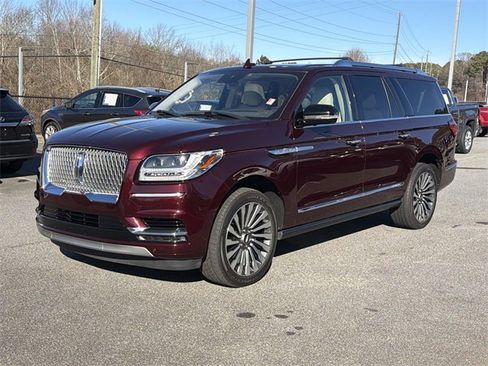 Used 2019 Lincoln Navigator L Reserve w/ Cargo Package image 3