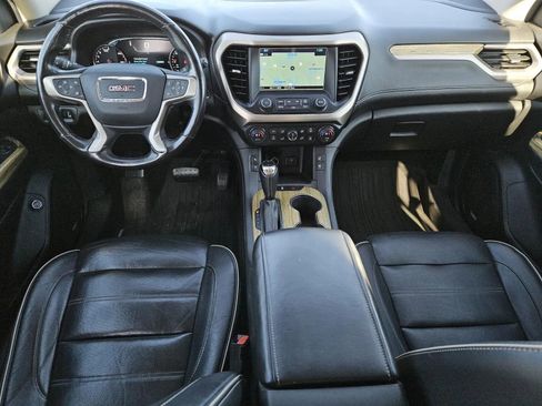Used 2019 GMC Acadia Denali image 9