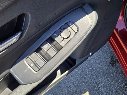 New 2026 Nissan Sentra SV w/ SV Convenience Package FWD image 17