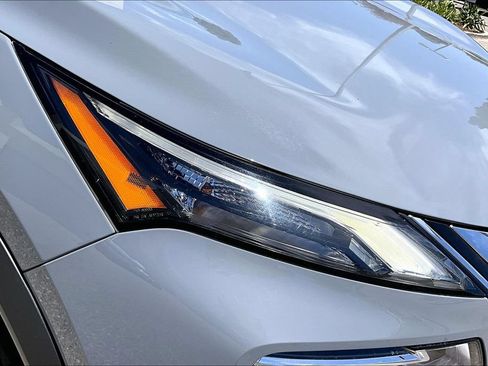 Used 2022 Nissan Rogue SL w/ SL Premium Package FWD image 32