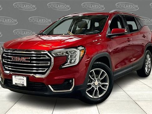 Used 2022 GMC Terrain SLT w/ LPO, Floor Liner Package image 3