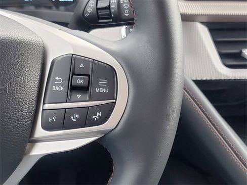 Used 2025 Ford Explorer Active image 21