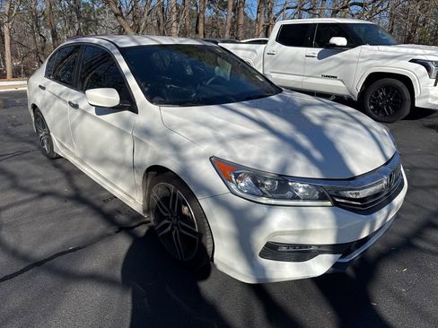 Used 2017 Honda Accord Sport Special Edition image 1
