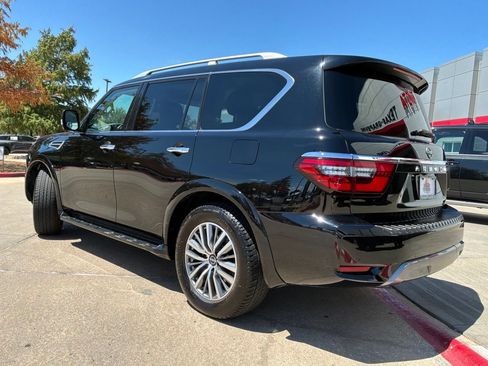 Used 2024 Nissan Armada SL RWD image 8